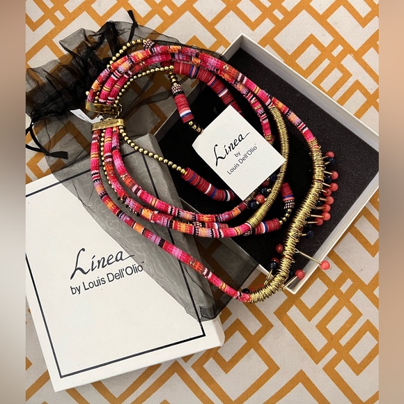 Linea Necklace - Picture 1 of 2